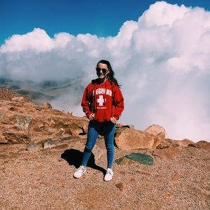 Meet your Posher, Sydney